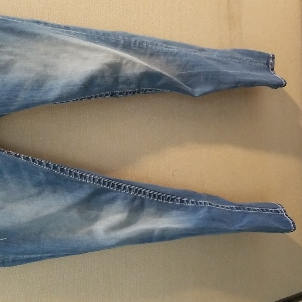 Miss Me Skinny Jean's Size 27 - Picture 4 of 16